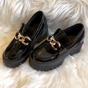 Platform chain detail loafers faux leather